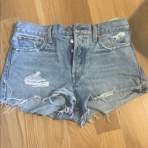 Levi’s high rise denim shorts
